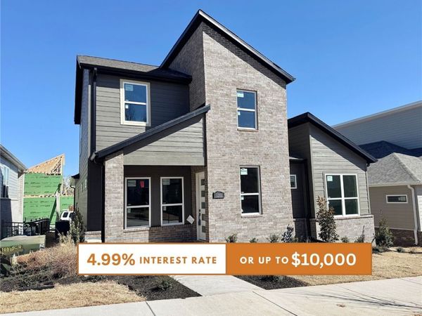 3201 N Sumac Drive, Fayetteville, AR 72703