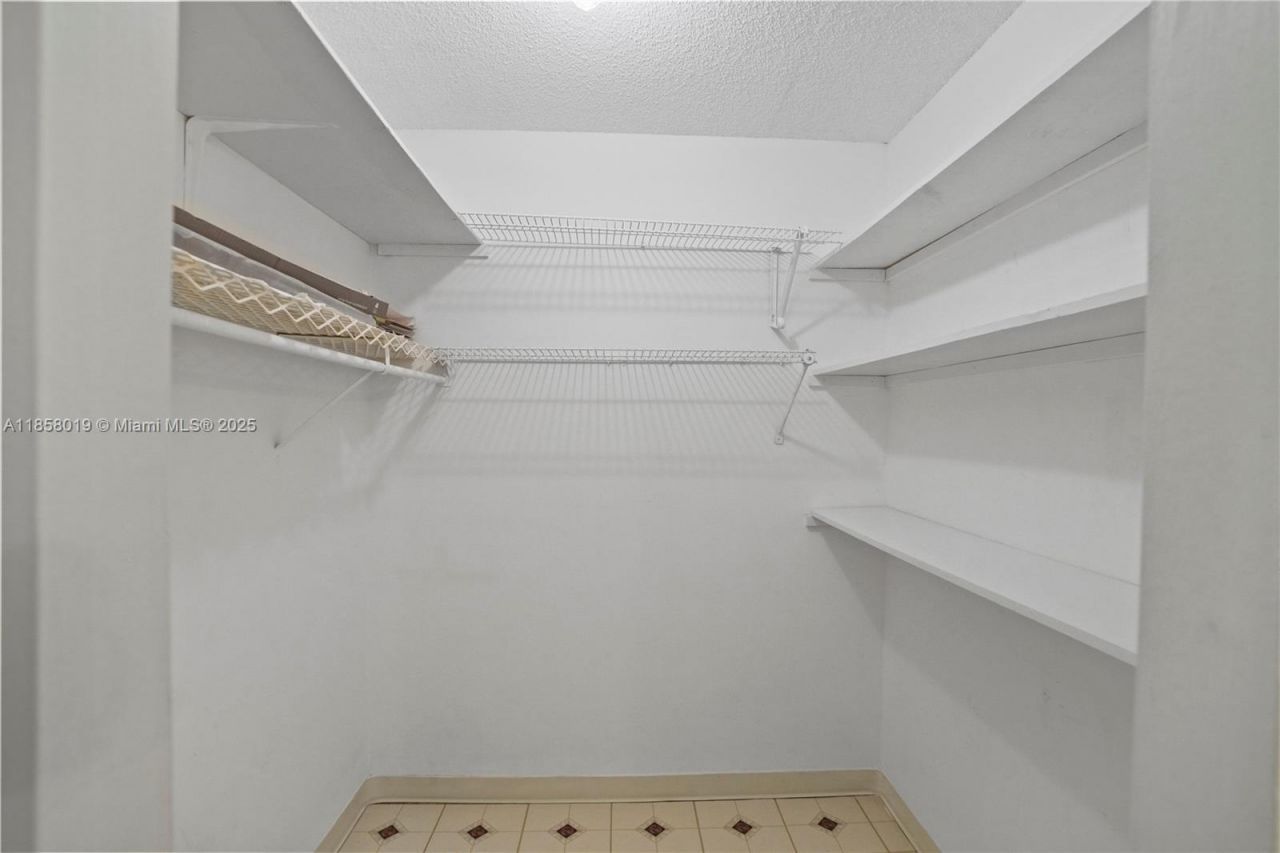 3170 Holiday Springs Blvd, Unit 203, Margate, FL 33063 Photo