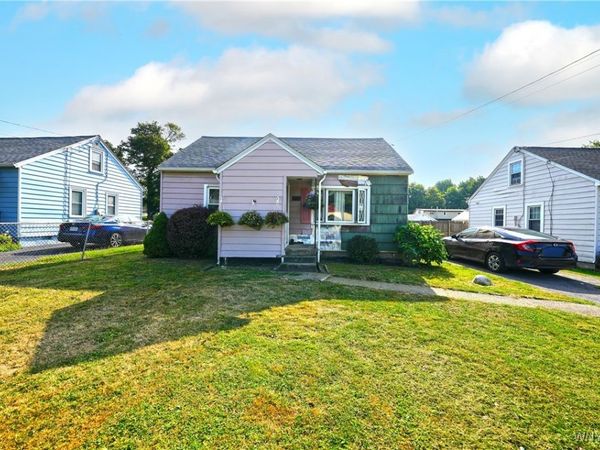 6551 Hamilton Drive, Derby, NY 14047