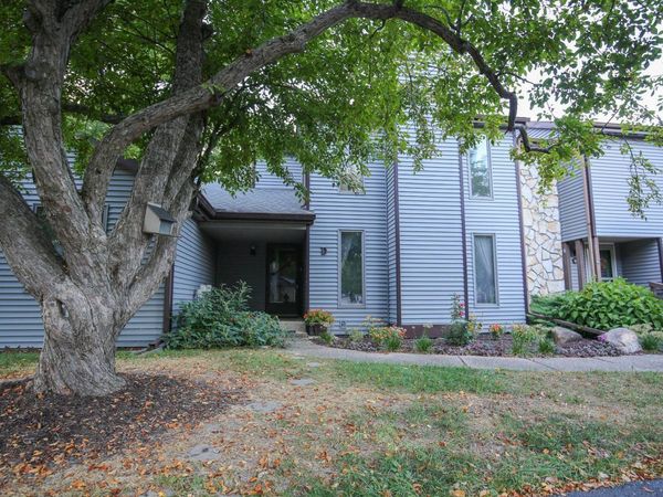 209 Fox Trot, DIXON, IL 61021