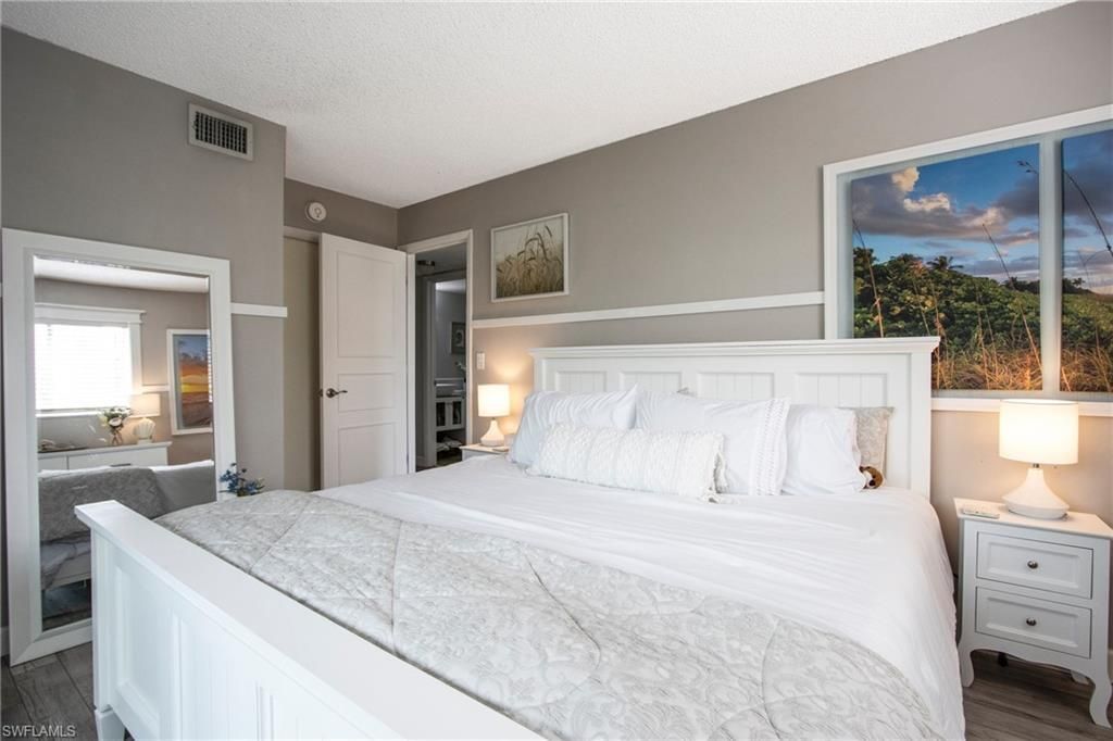 766 Central Ave, Unit 112, Naples, FL 34102 Photo