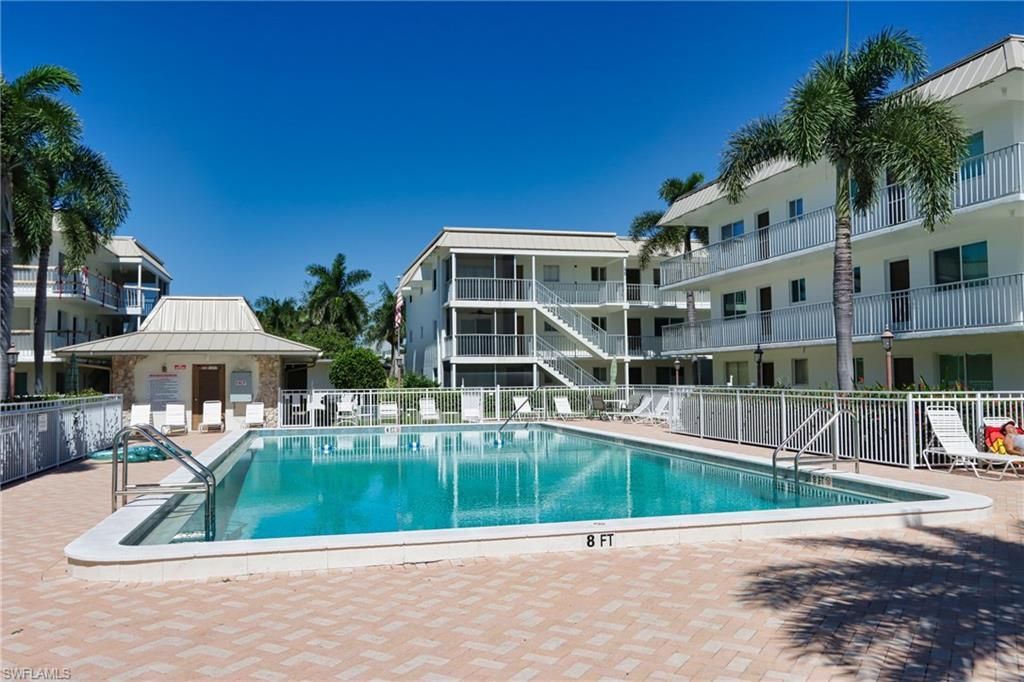 766 Central Ave, Unit 112, Naples, FL 34102 Photo