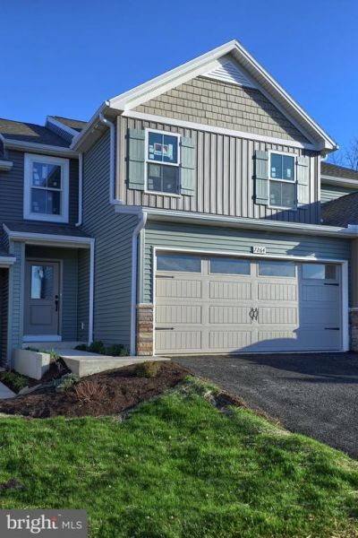 7264 White Oak Blvd, Harrisburg, PA 17112 Main Photo