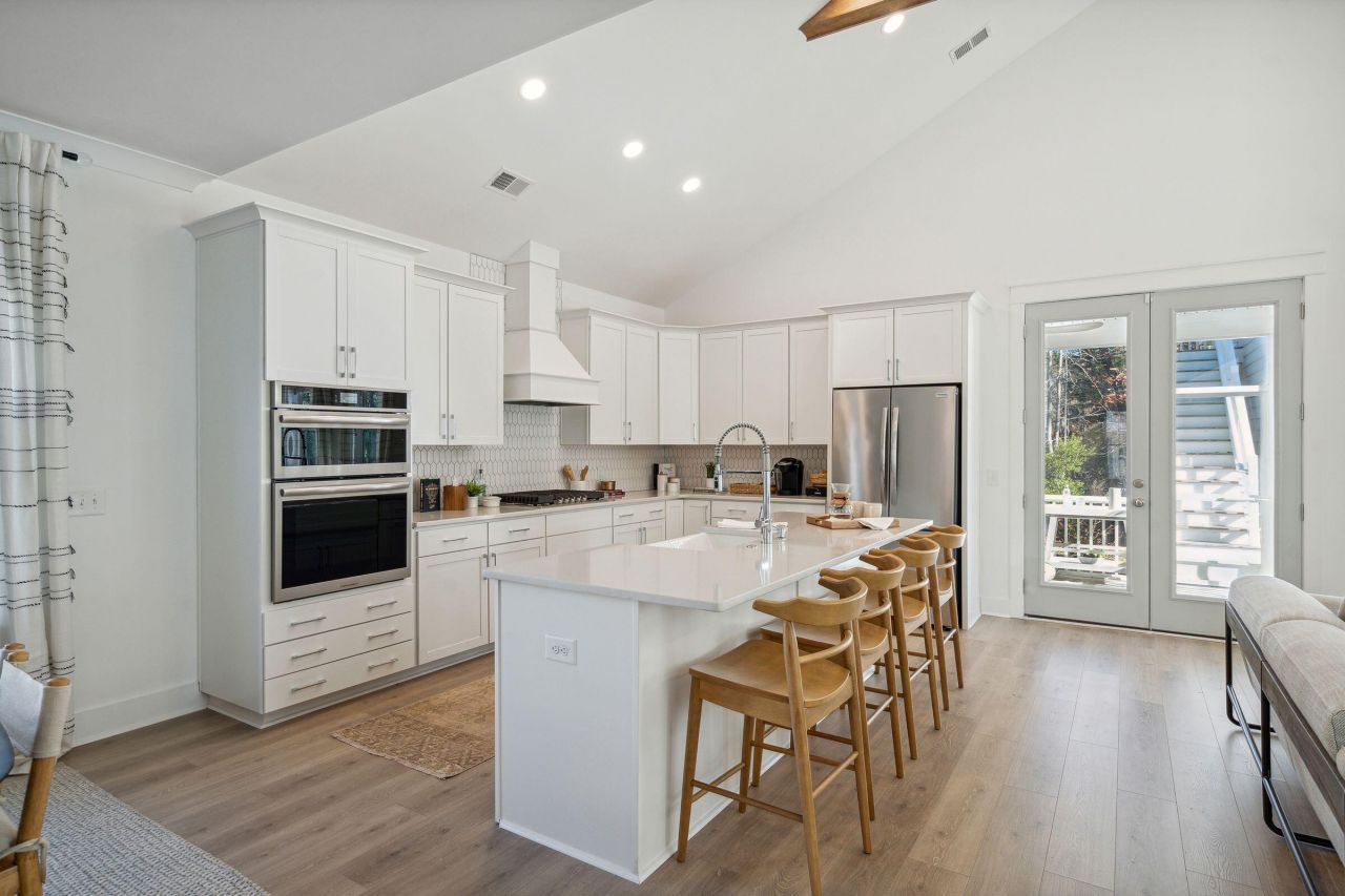 2116 Blue Bayou Boulevard Photo 7