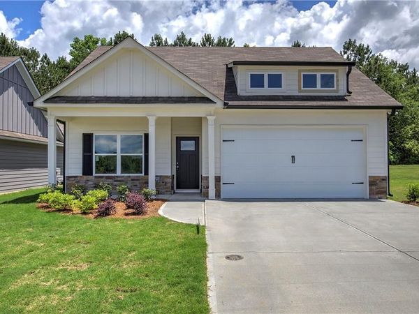 141 Sunflower Circle, Cartersville, GA 30121