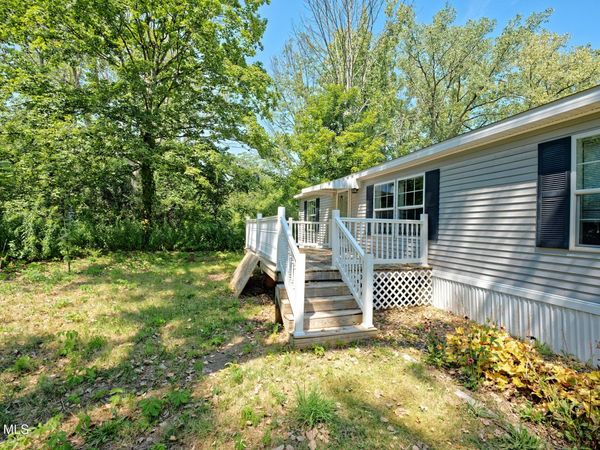 128 State Highway 5S, Amsterdam, NY 12010