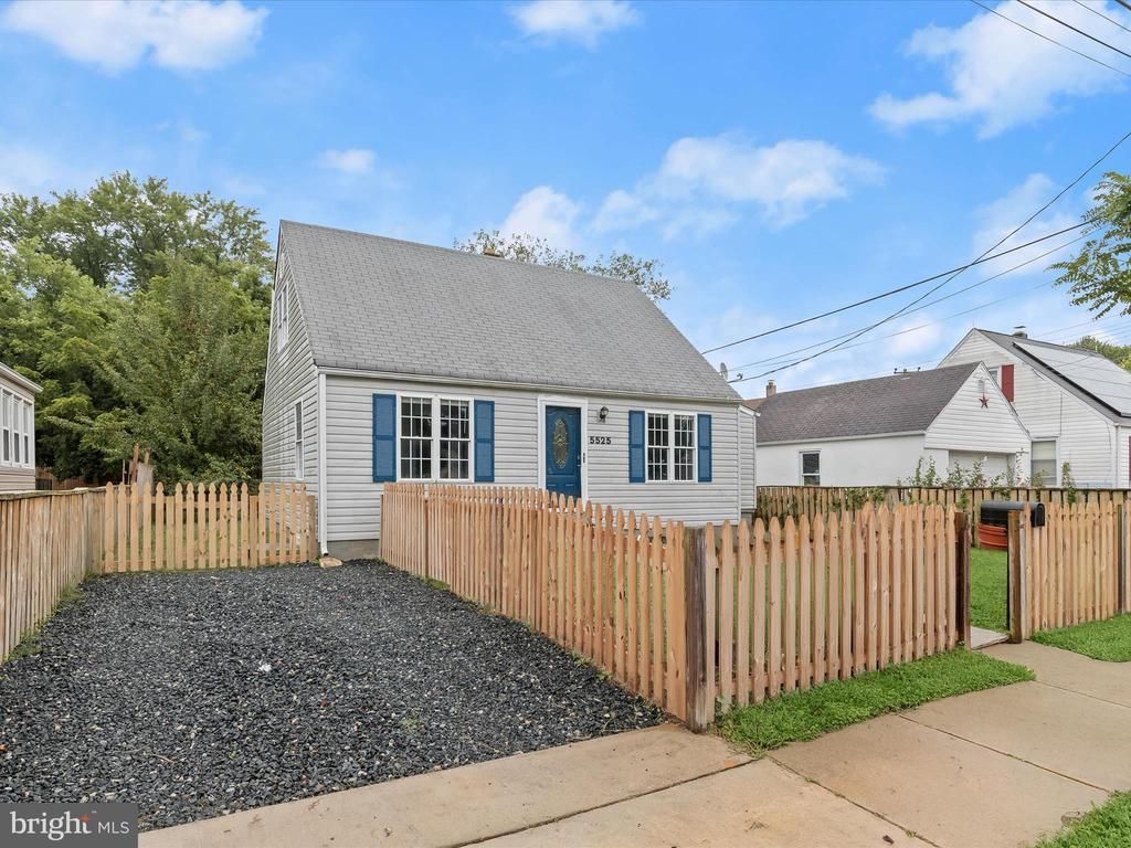 5525 Patrick Henry Drive, Baltimore, MD 21225 Main Photo