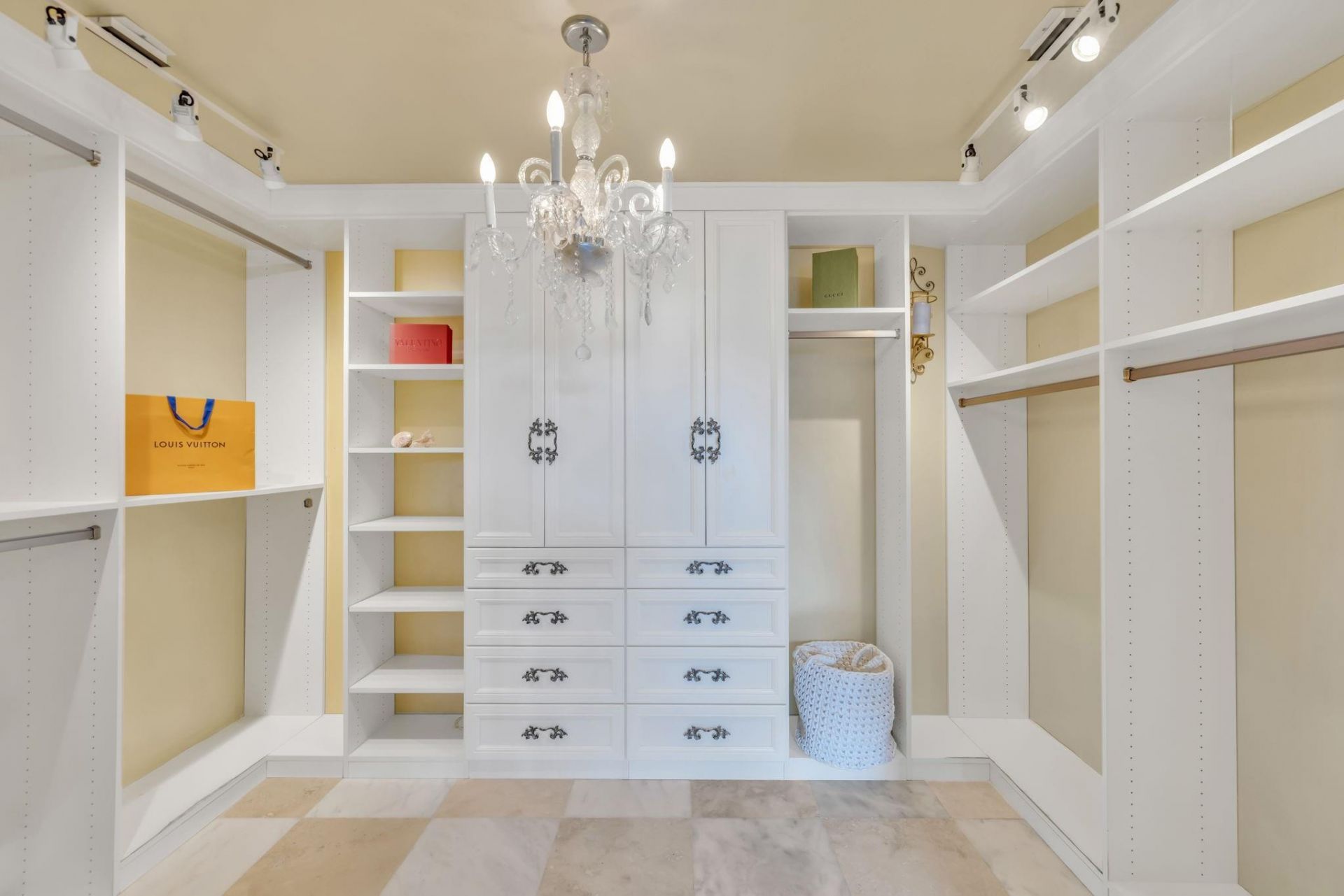 1811 Jefferson Street, Unit 203, Hollywood, FL 33020 Photo