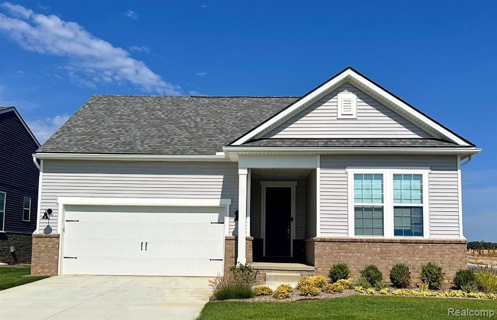 1626 Moss Drive, Milford Township, MI 48381 Main Photo