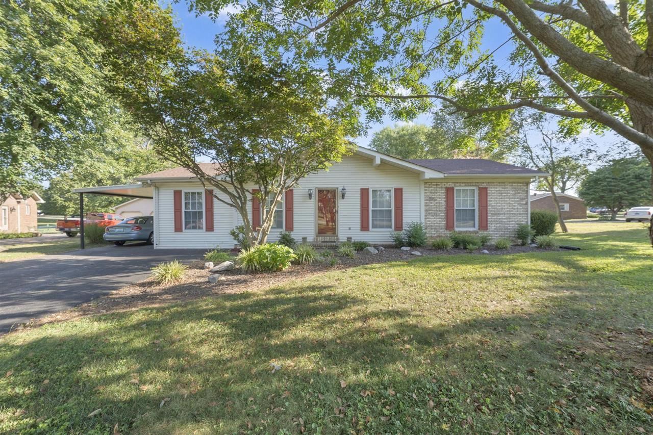 235 Country Club Estates, Franklin, KY 42134 Main Photo