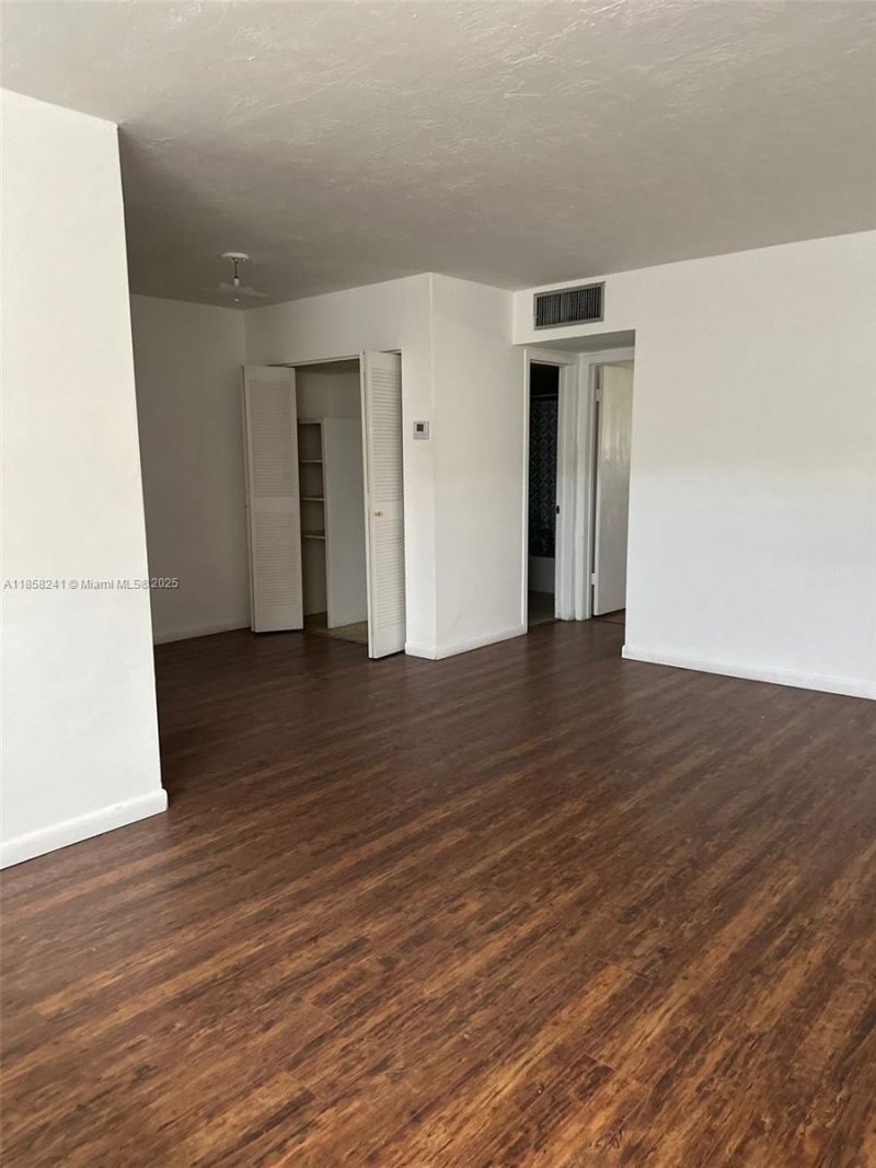 12590 NE 16th Ave, Unit 405, North Miami, FL 33161 Photo