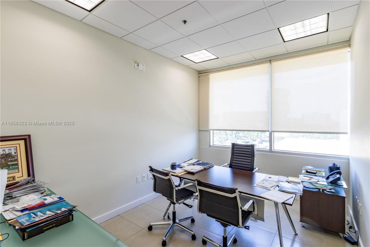 20900 NE 30th Ave, Unit 401, Aventura, FL 33180 Photo