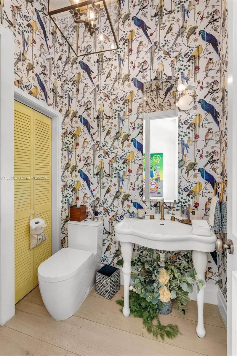 285 W Enid Dr, Key Biscayne, FL 33149 Photo