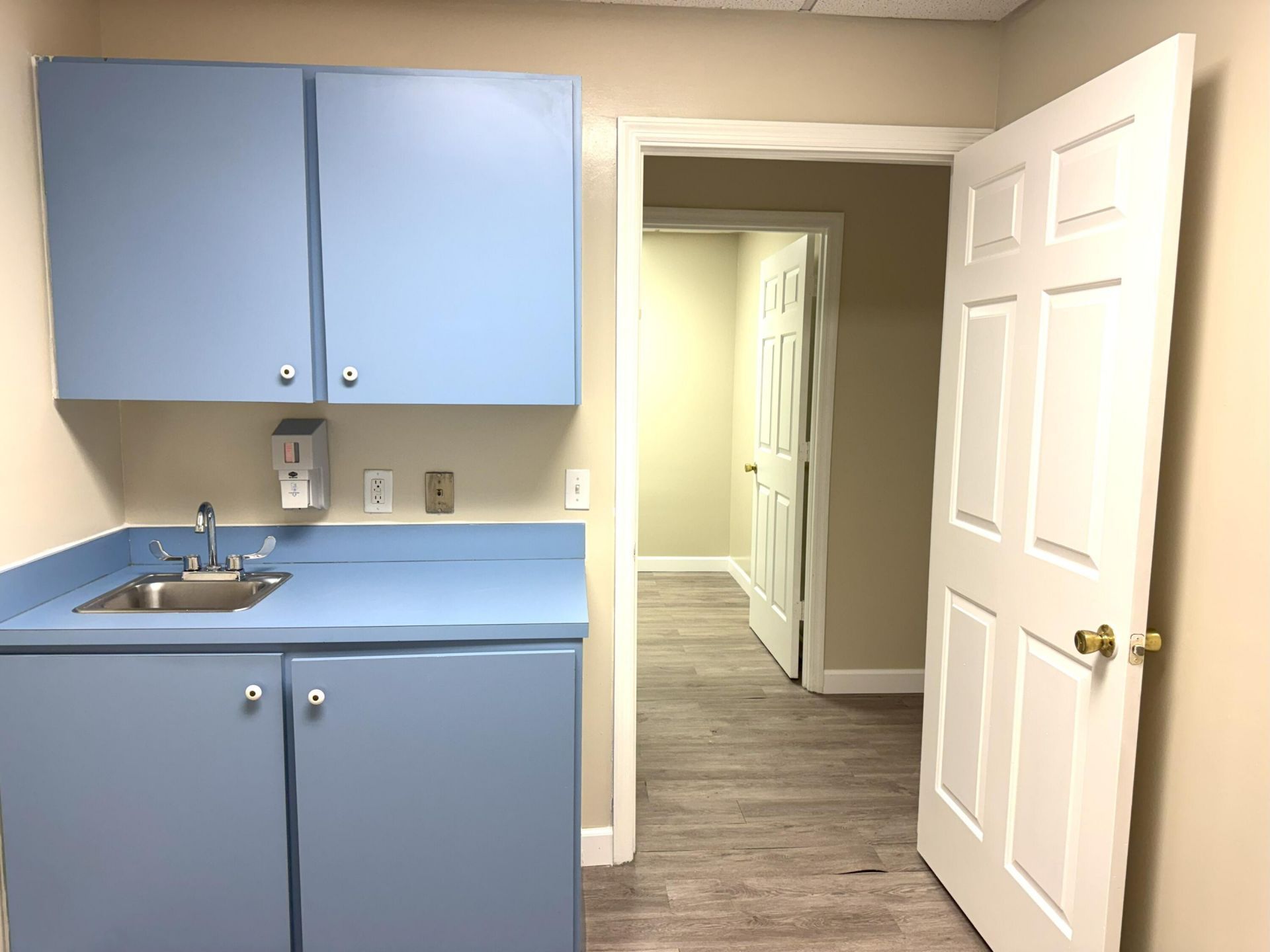 170 S Barfield Highway, Pahokee, FL 33476 Photo