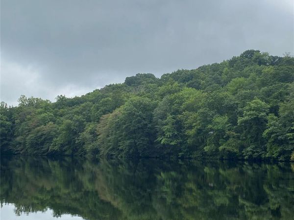 428D Harbor Road, Laurel Hollow, NY 11724