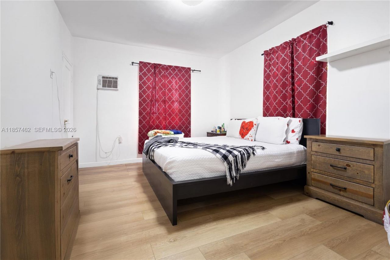 2367 SW 19th St, Miami, FL 33145 Photo