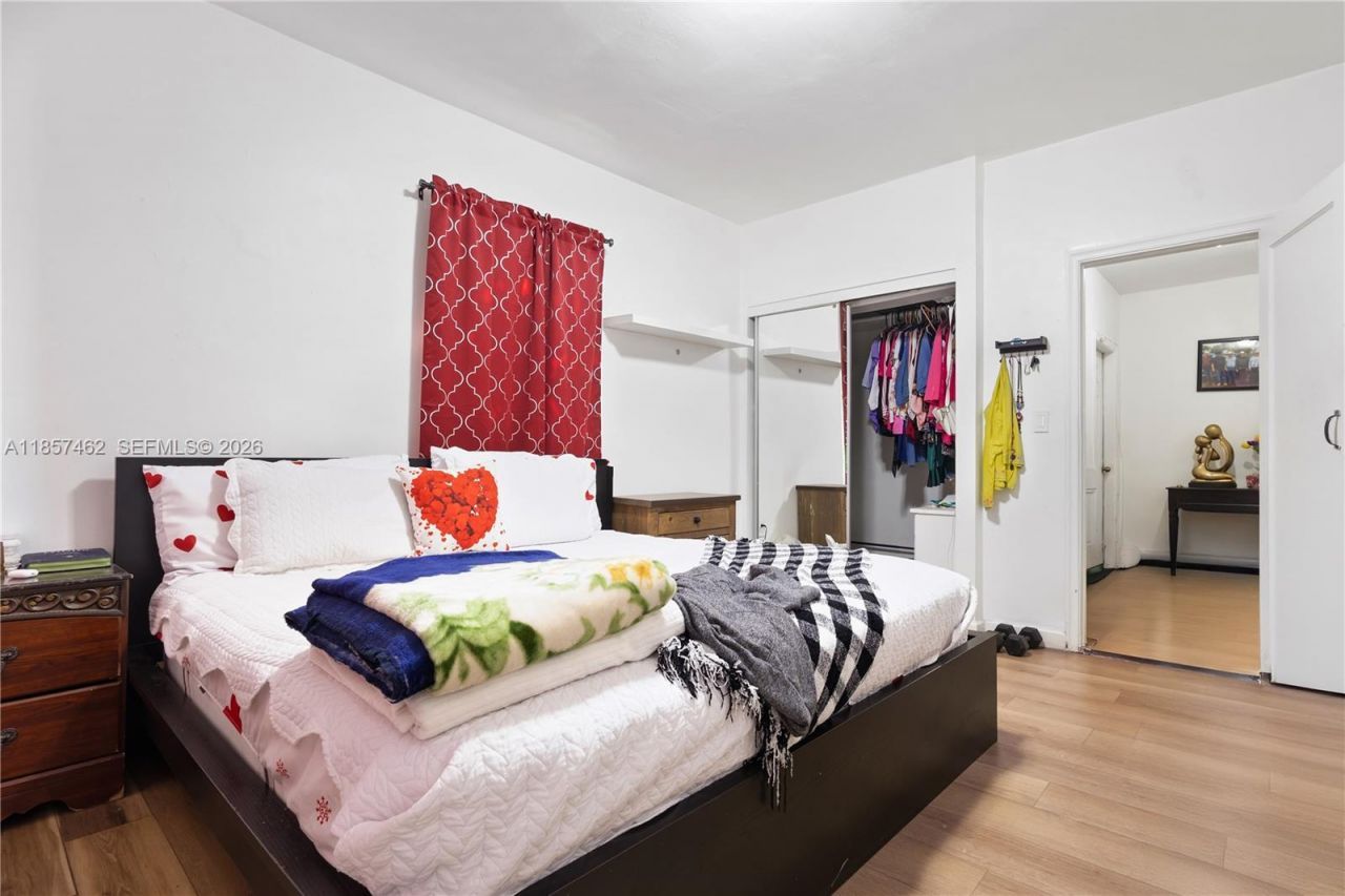 2367 SW 19th St, Miami, FL 33145 Photo