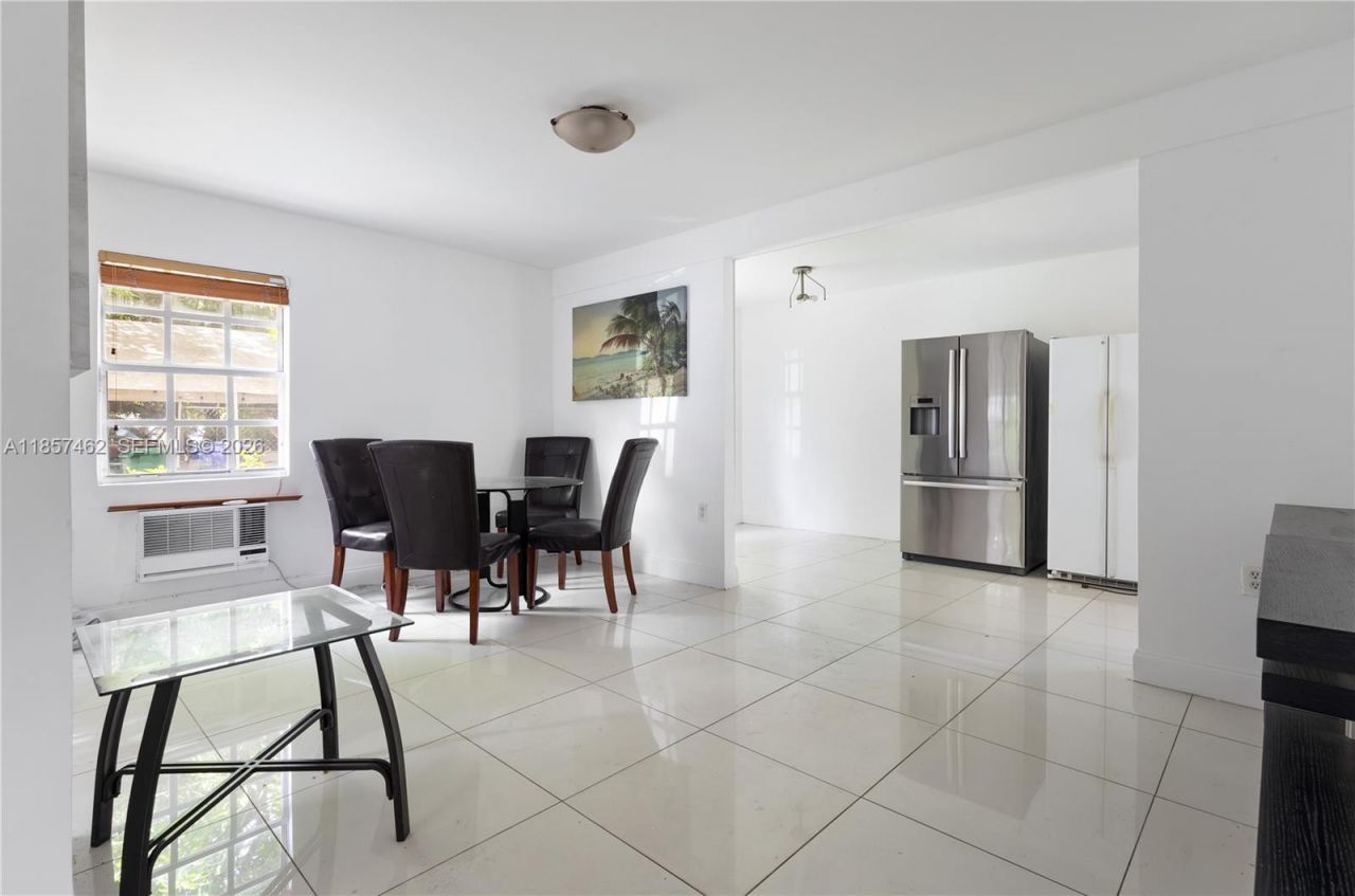 2367 SW 19th St, Miami, FL 33145 Photo