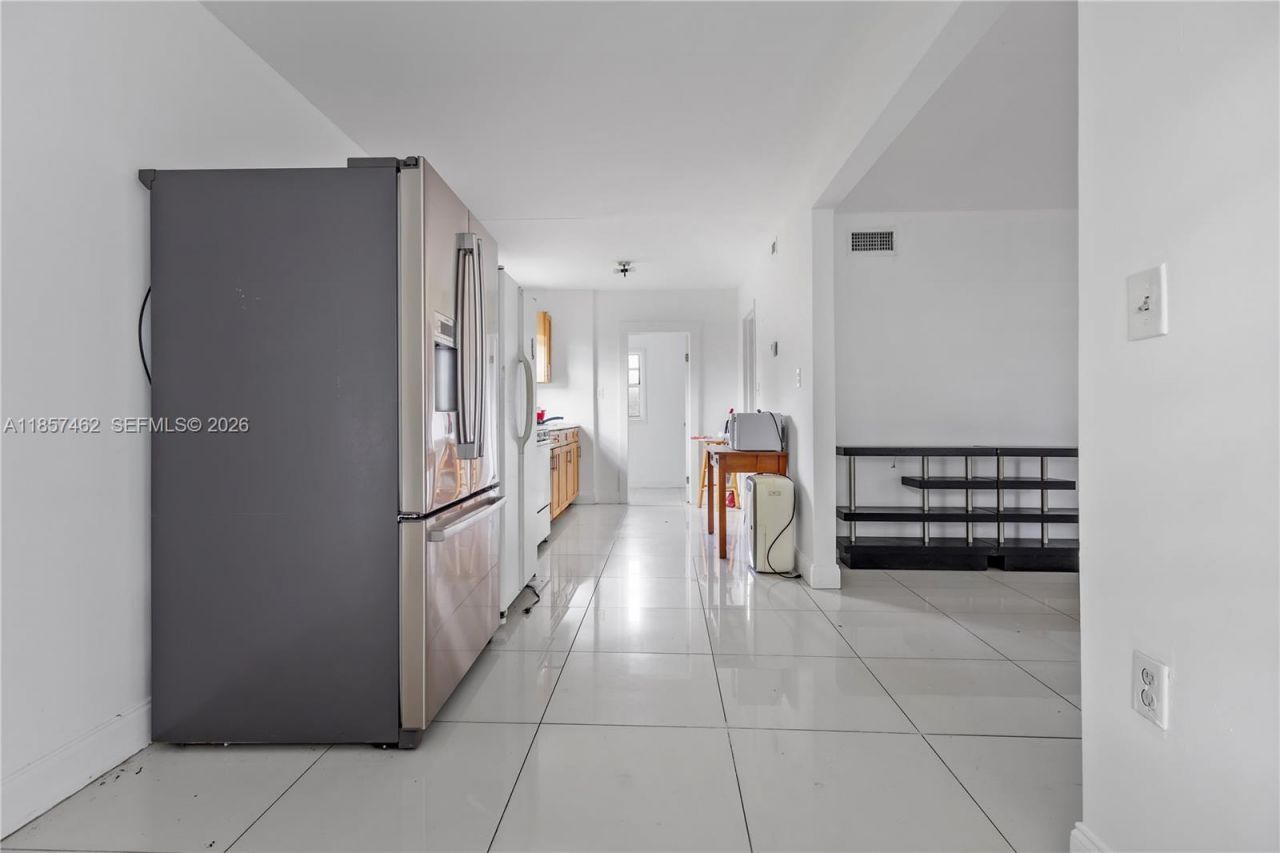 2367 SW 19th St, Miami, FL 33145 Photo