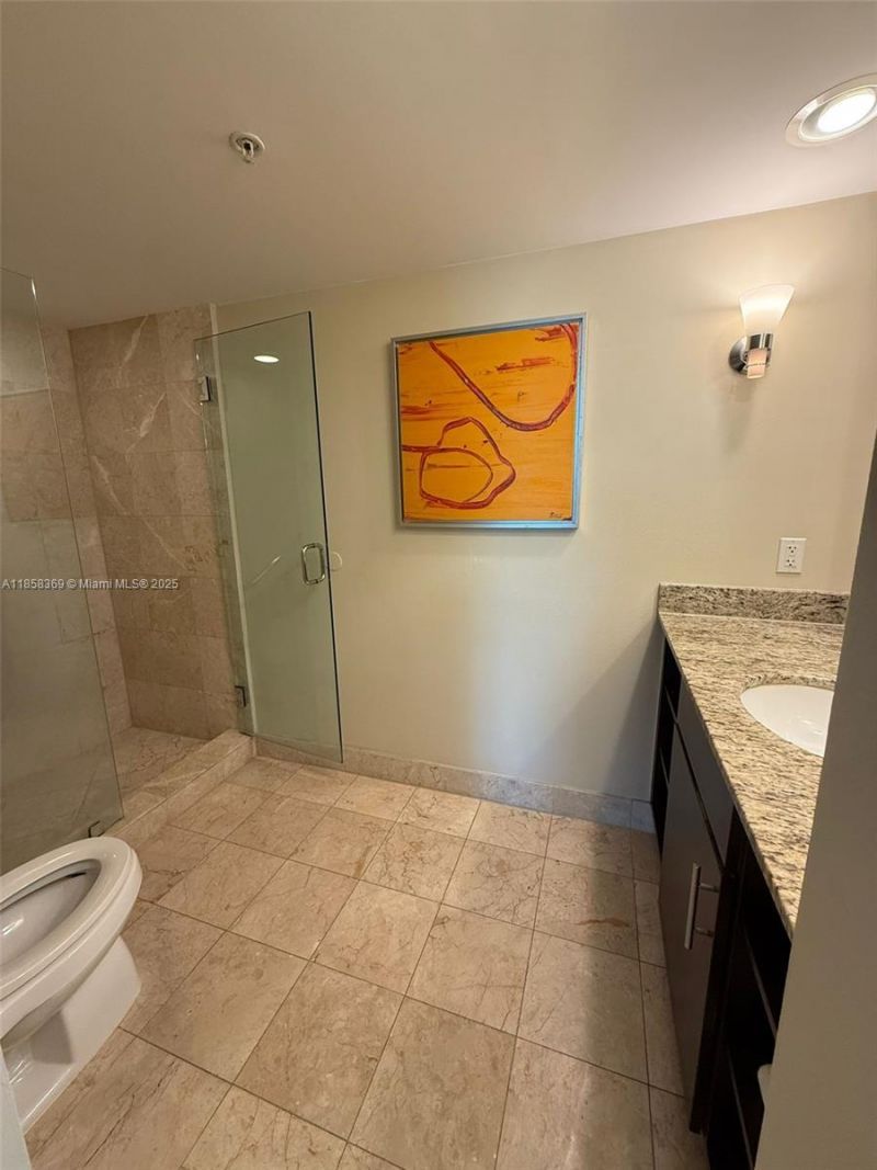 2670 E Sunrise Blvd, Unit 303, Fort Lauderdale, FL 33304 Photo