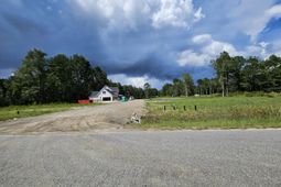 1160 Porcher School Rd photo 4