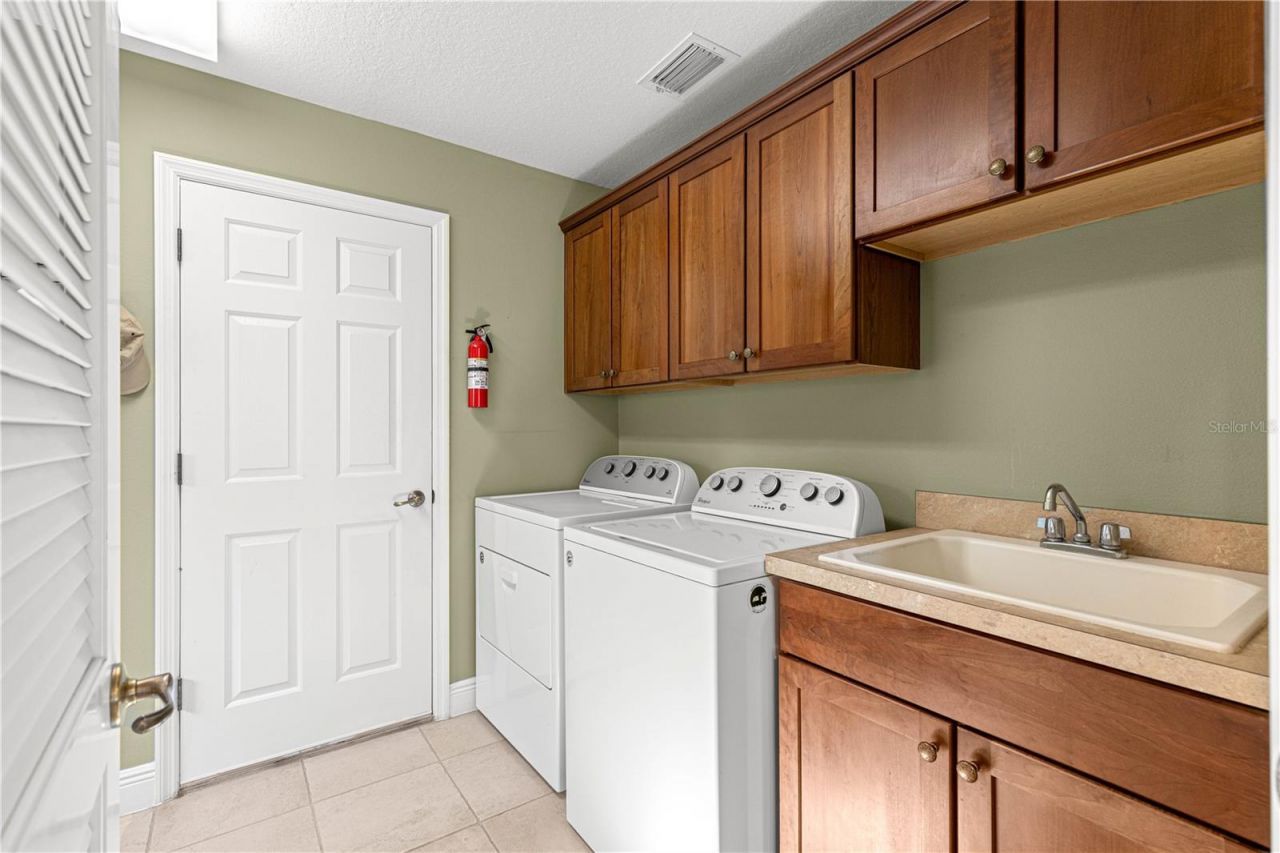 949 Isle Of Palms Path, The Villages, FL 32162 Photo