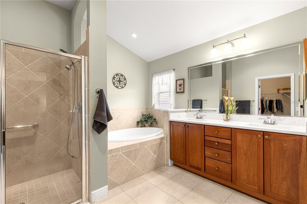 949 Isle Of Palms Path, The Villages, FL 32162 Photo