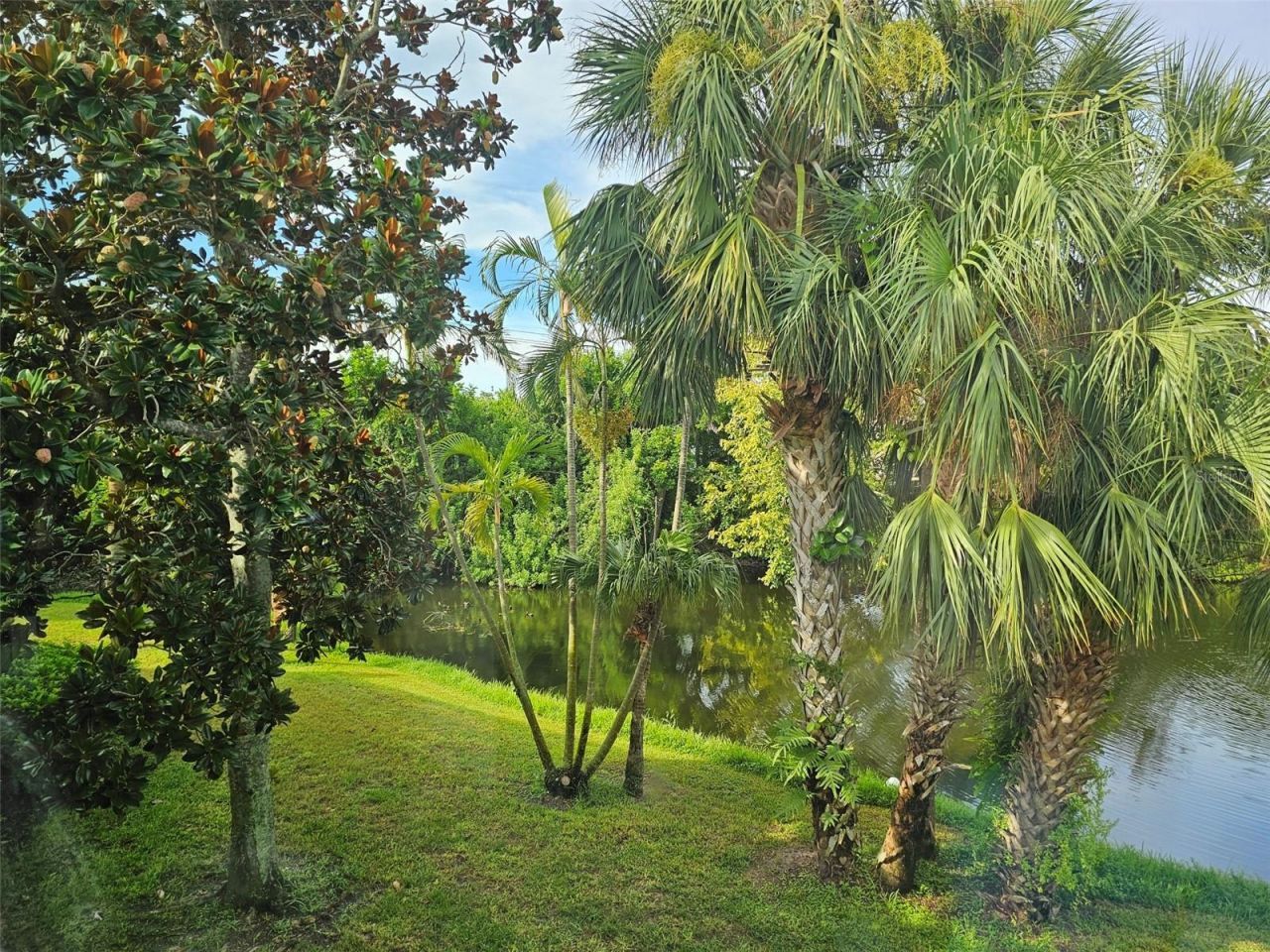 586 Lakeside Drive, Unit 586, Bradenton, FL 34210 Photo