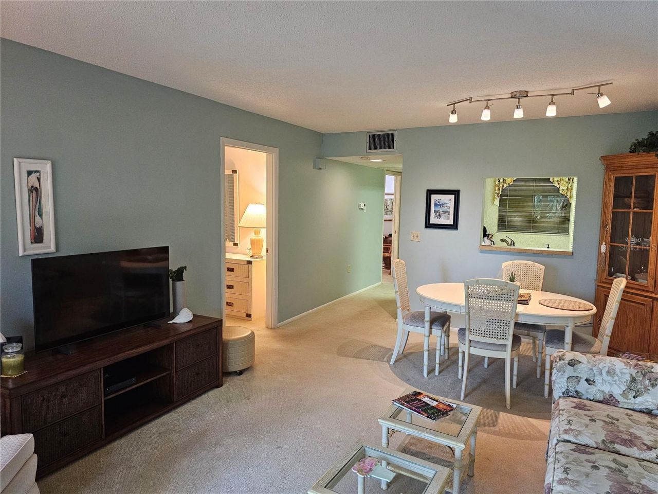 586 Lakeside Drive, Unit 586, Bradenton, FL 34210 Photo