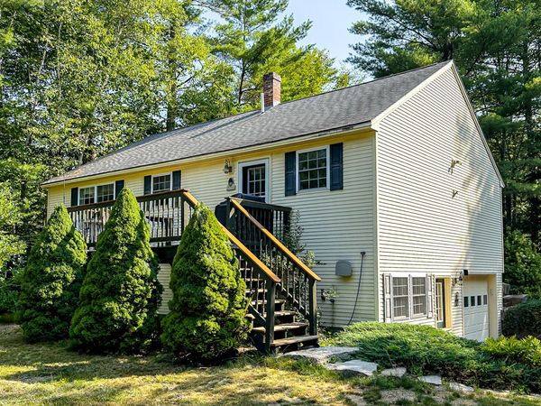 27 Stonehedge Drive, Bridgton, ME 04009