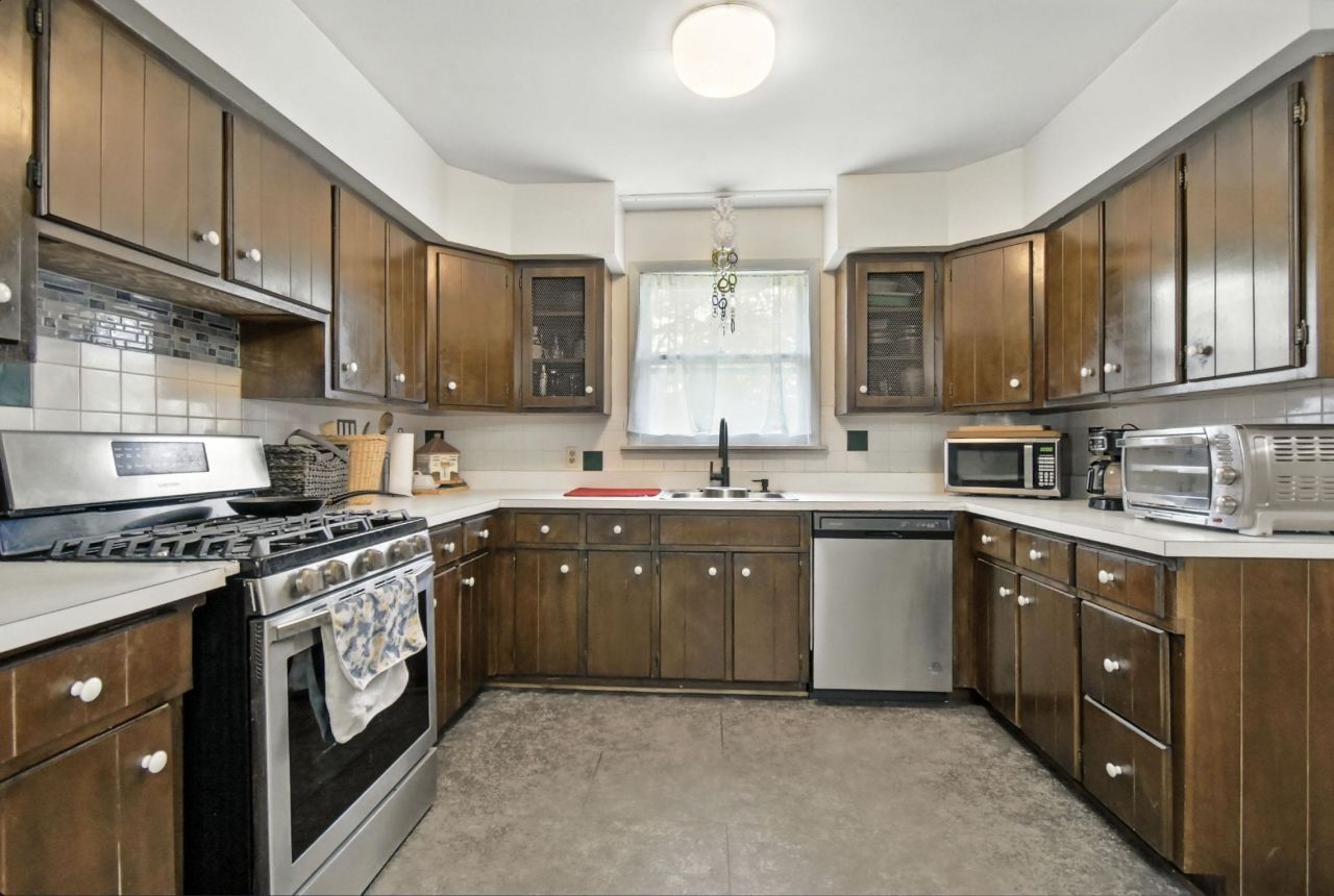 593 E Ash Street, Perry, FL 32347 Photo