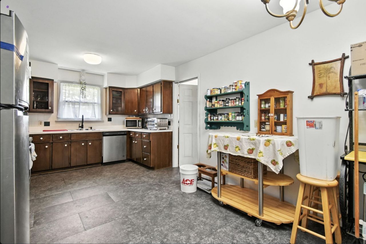 593 E Ash Street, Perry, FL 32347 Photo