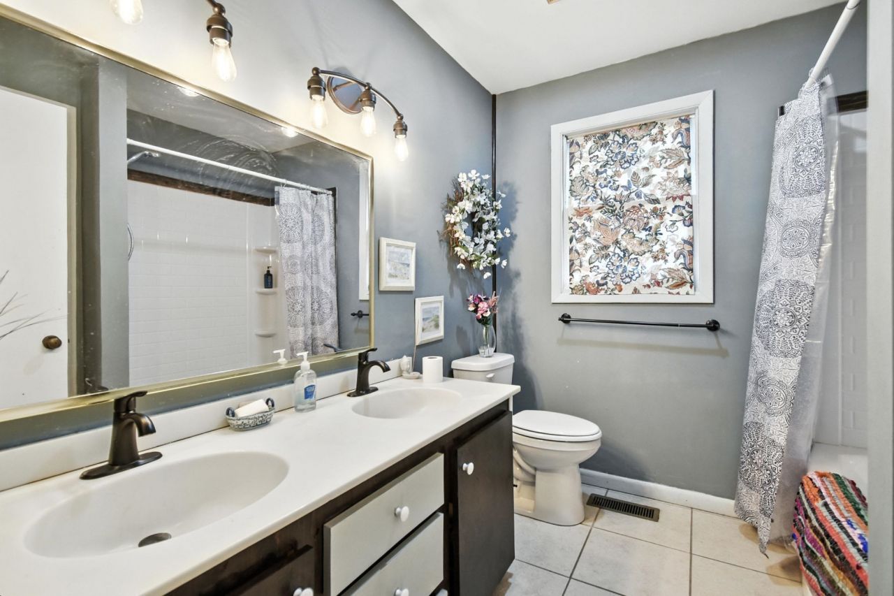 593 E Ash Street, Perry, FL 32347 Photo