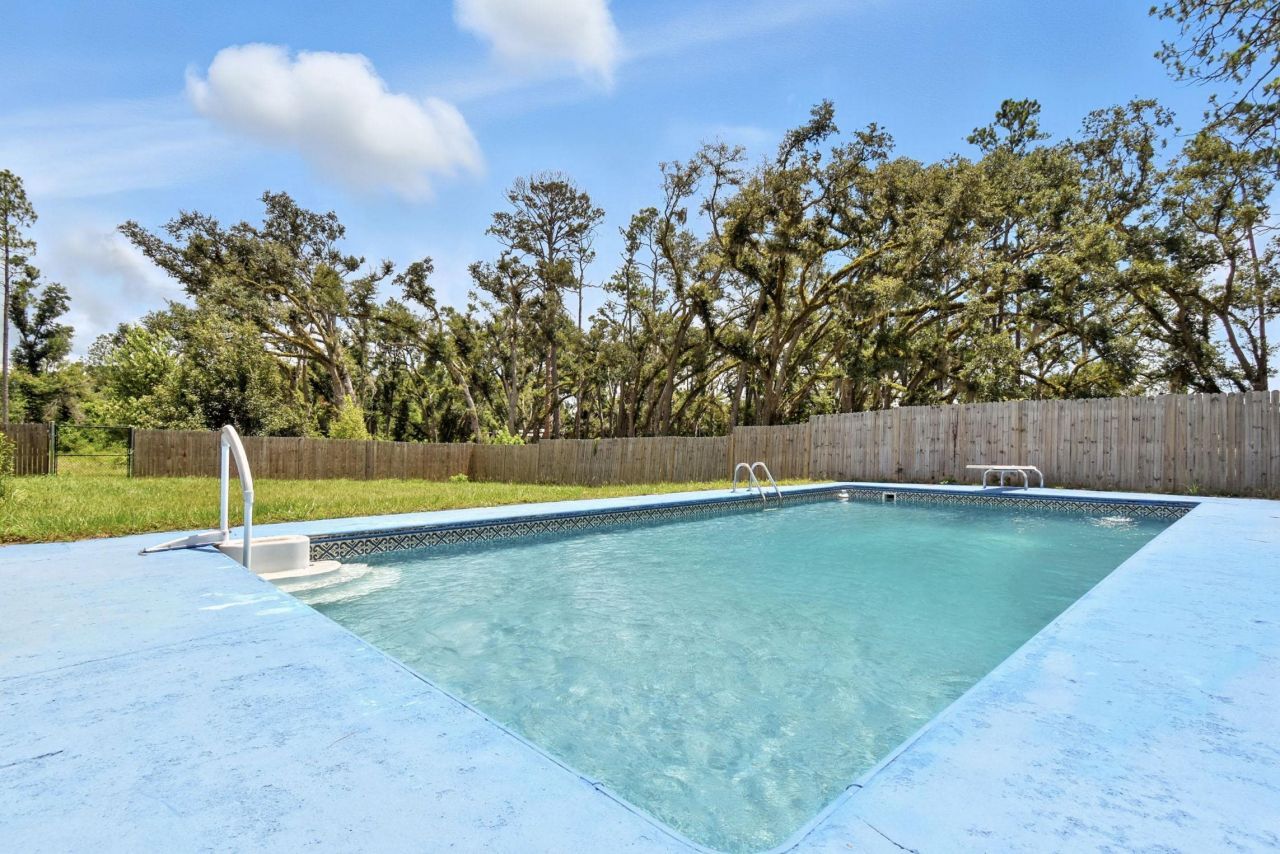 593 E Ash Street, Perry, FL 32347 Photo