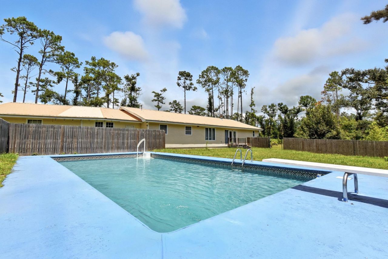 593 E Ash Street, Perry, FL 32347 Photo