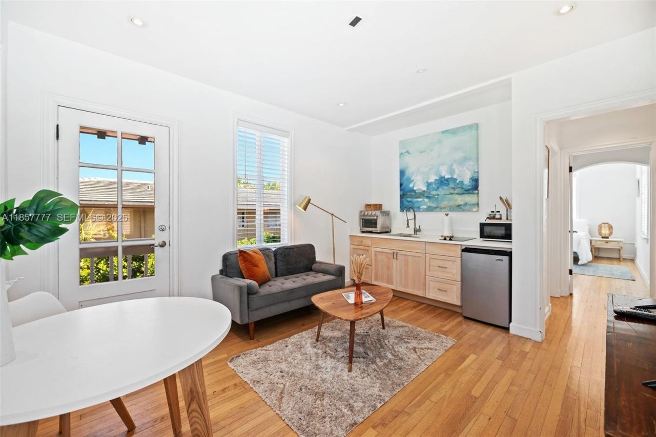 36 Phoenetia Ave, Coral Gables, FL 33134 Photo