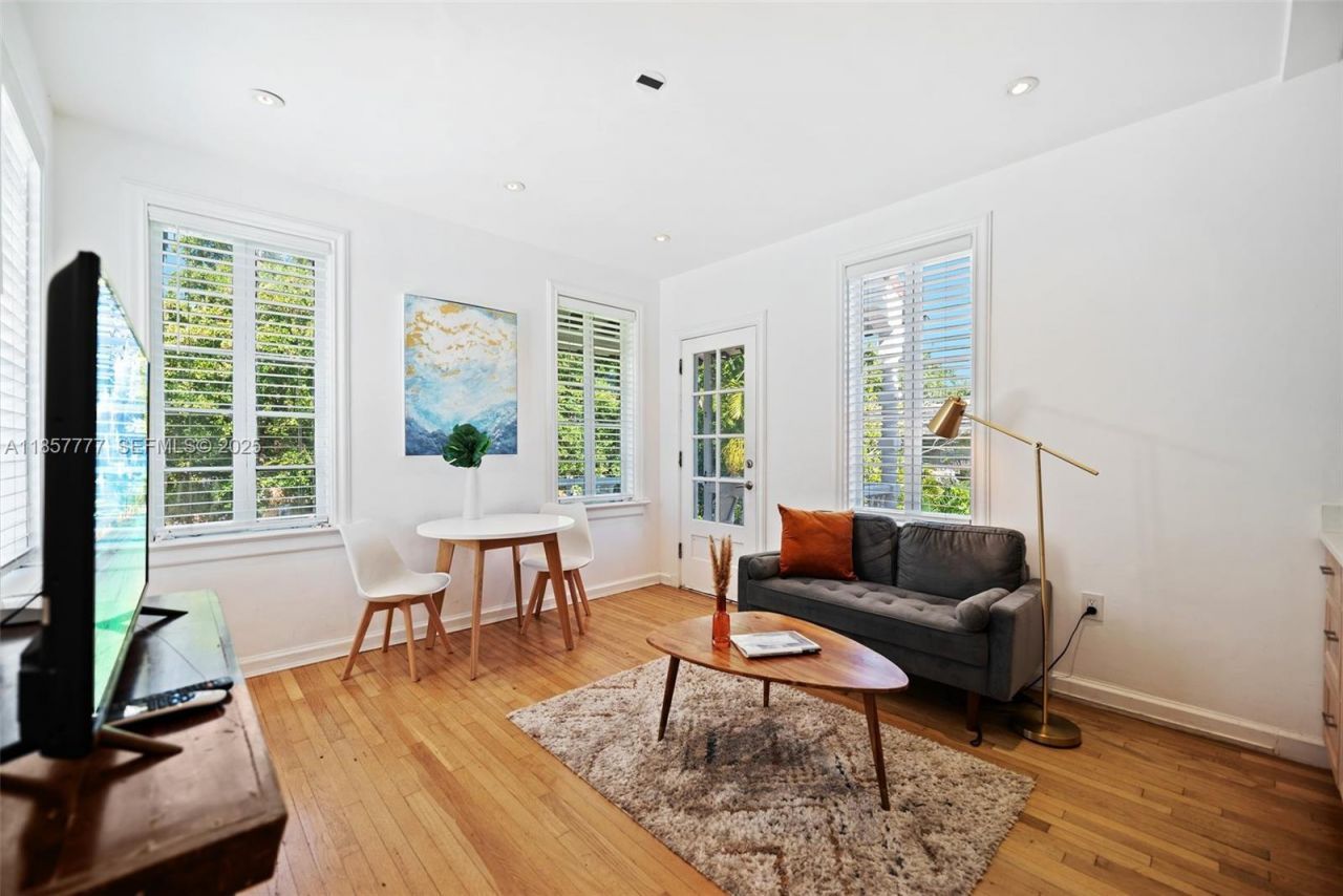 36 Phoenetia Ave, Coral Gables, FL 33134 Photo