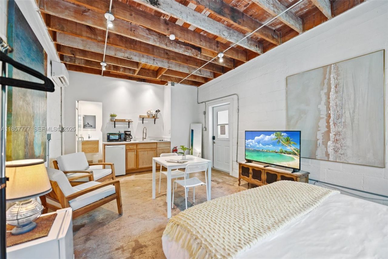 36 Phoenetia Ave, Coral Gables, FL 33134 Photo