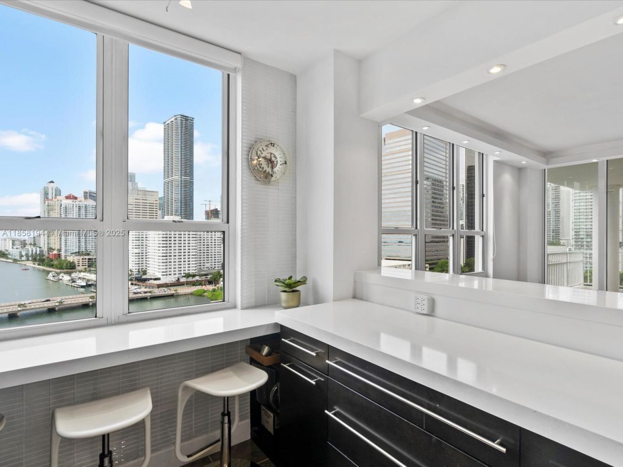 701 Brickell Key Blvd, Unit 1603, Miami, FL 33131 Photo