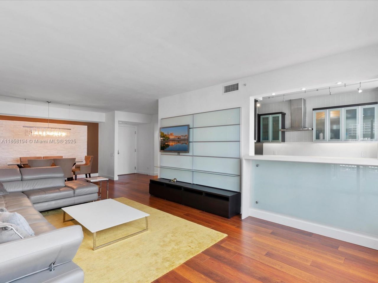 701 Brickell Key Blvd, Unit 1603, Miami, FL 33131 Photo