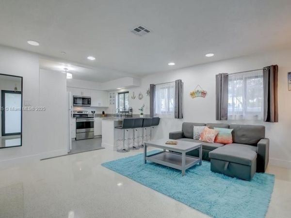 1700 SW 20th St, Unit A, Fort Lauderdale, FL 33315