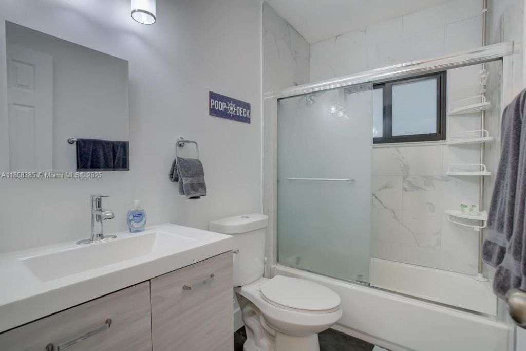 1700 SW 20th St, Unit A, Fort Lauderdale, FL 33315 Photo