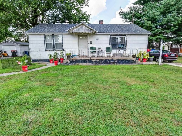 325 N POPLAR Street, Assumption, IL 62510