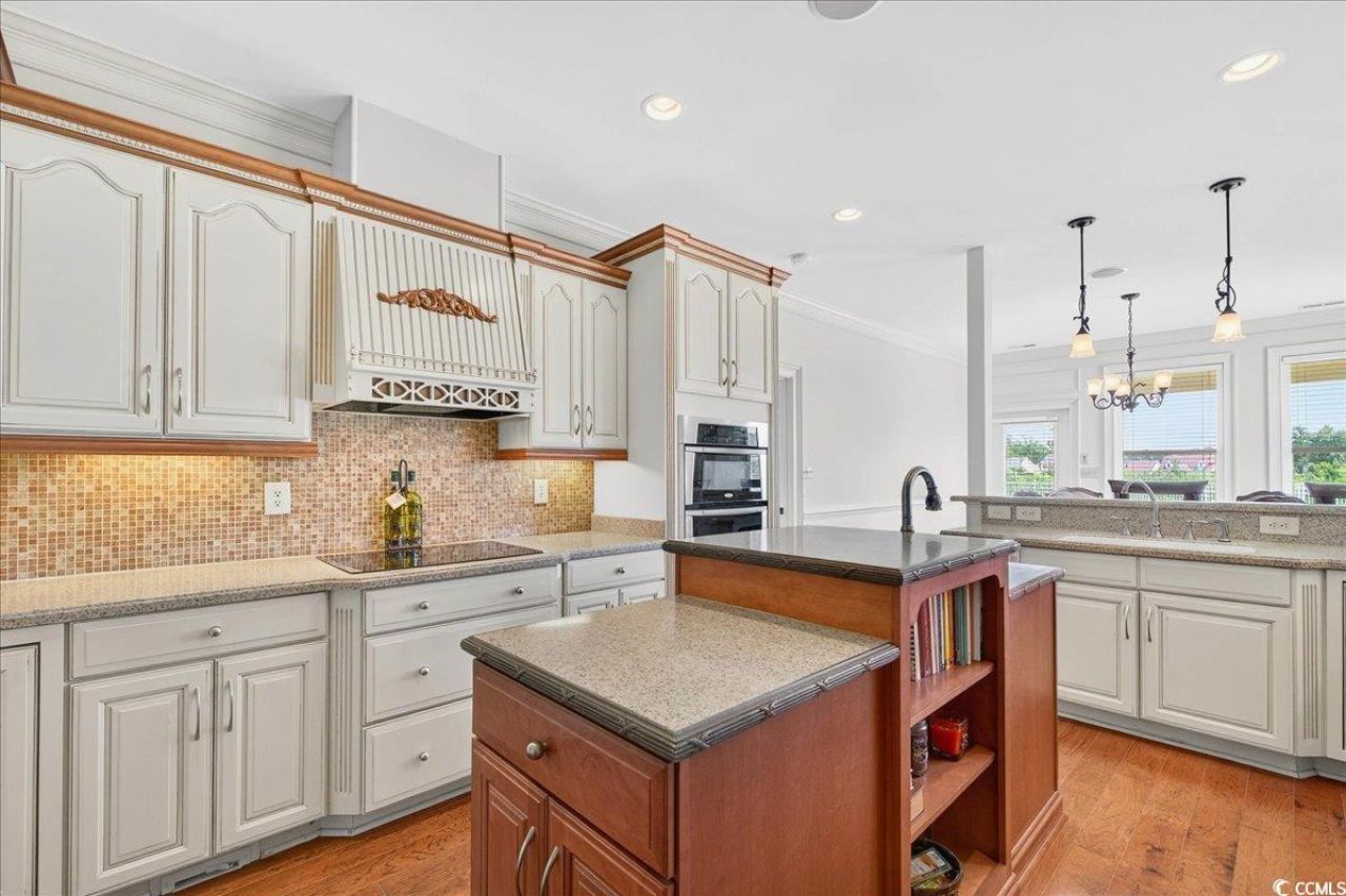 1019 Ridgewood Dr. Photo 13