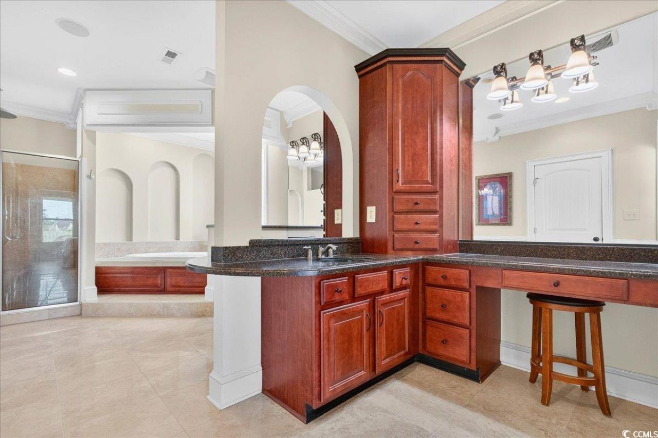 1019 Ridgewood Dr. Photo 18