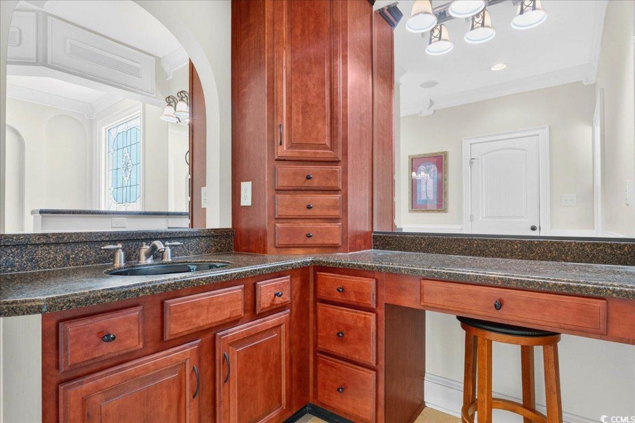 1019 Ridgewood Dr. Photo 20