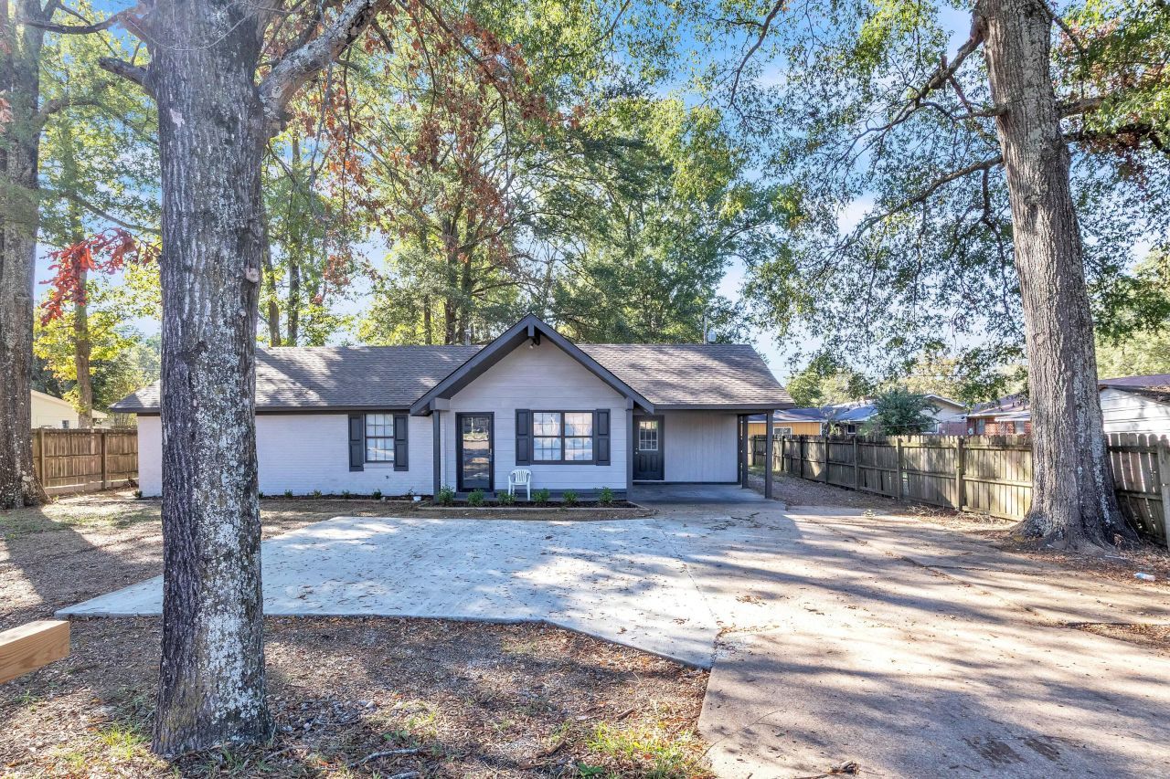 225 Lehmberg Rd, Columbus, MS 39702 Main Photo