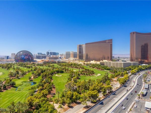 360 E Desert Inn Road, Unit 1703, Las Vegas, NV 89109