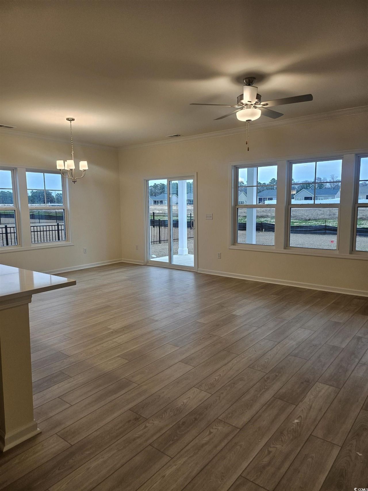 1053 Jase Dr. Photo 14