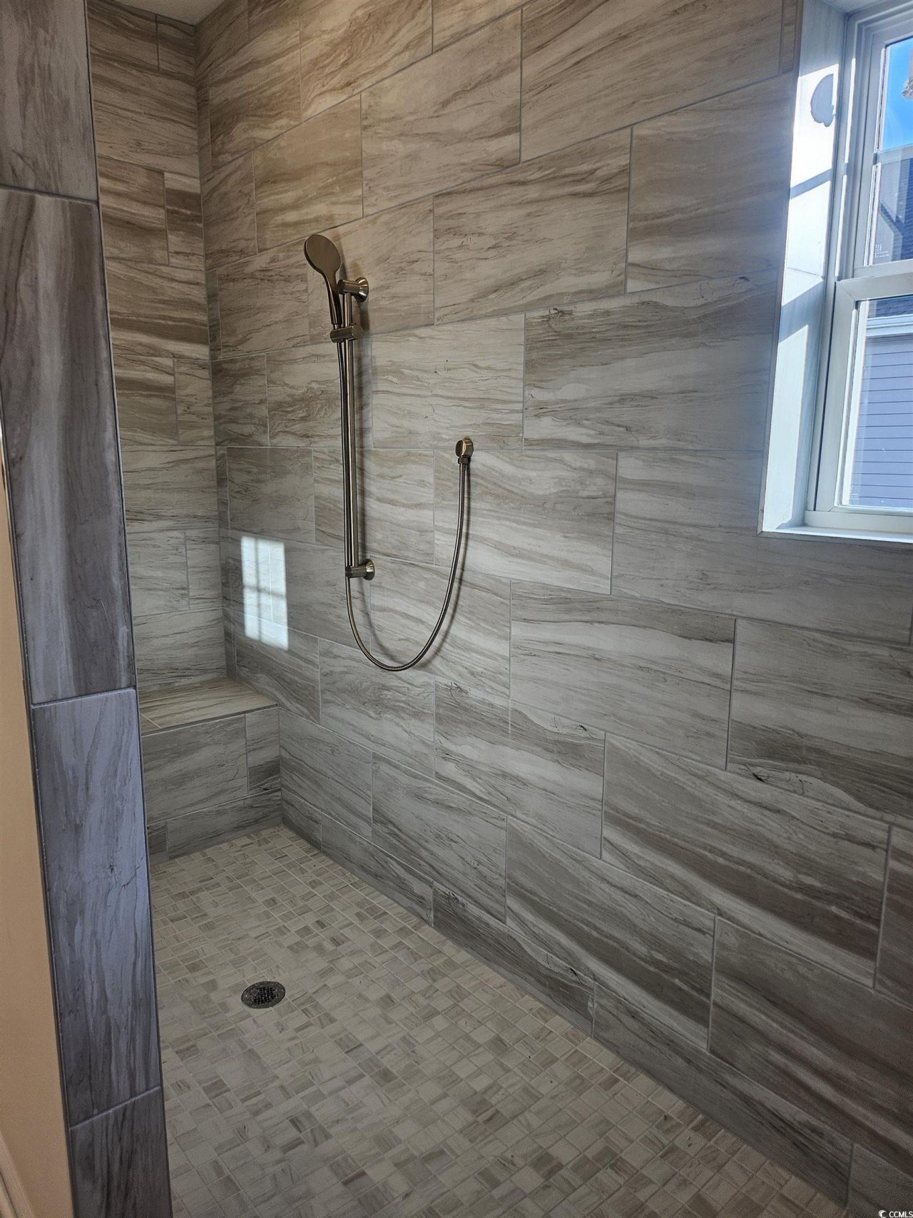 1053 Jase Dr. Photo 19